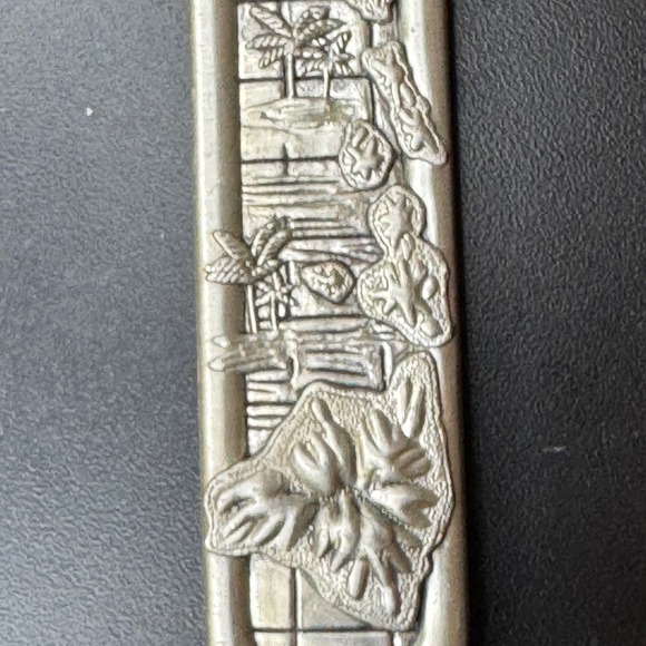 Hawaiian Islands Bottle Opener Barware Heavy Souvenir Tropical‎ Decor Pewter - Picture 1 of 10